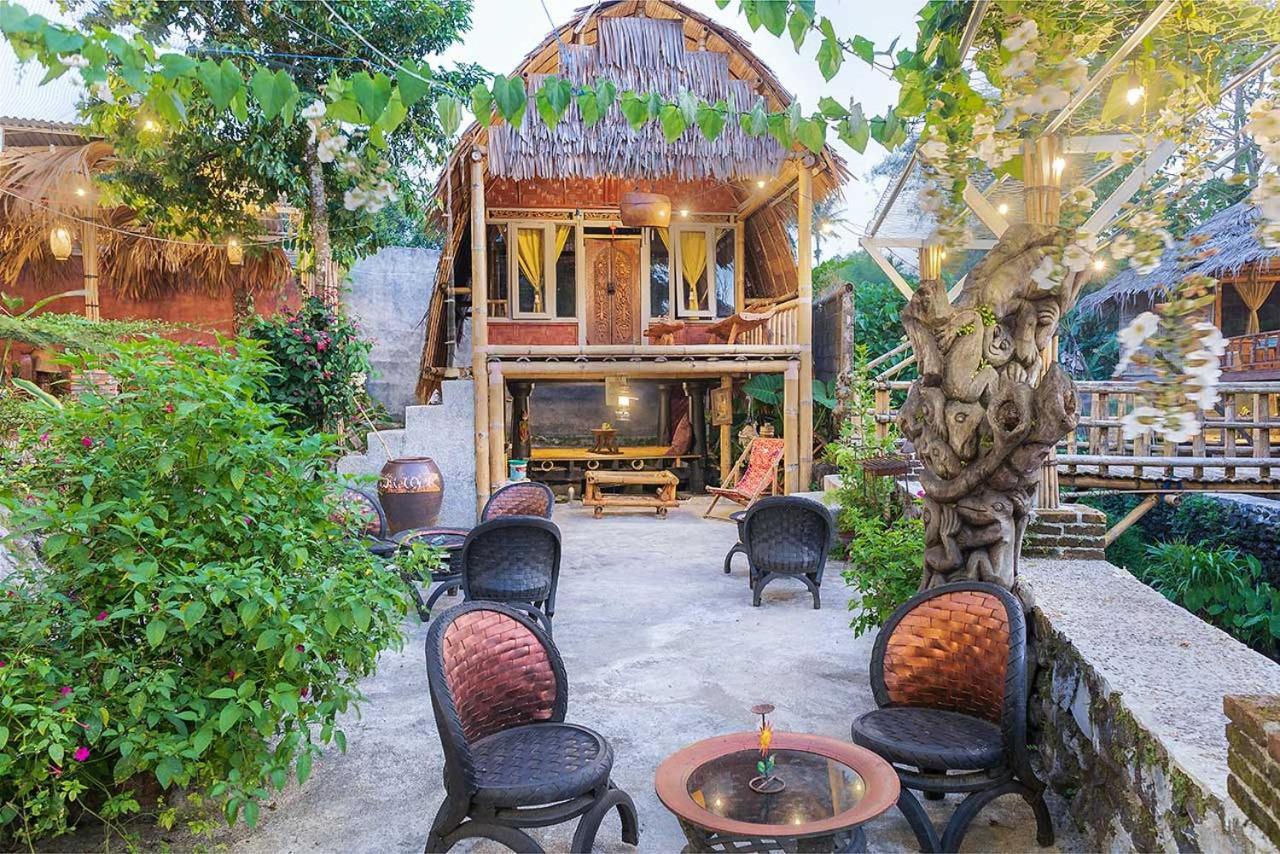 Tomohon Onong'S Homestay & Cafe מראה חיצוני תמונה