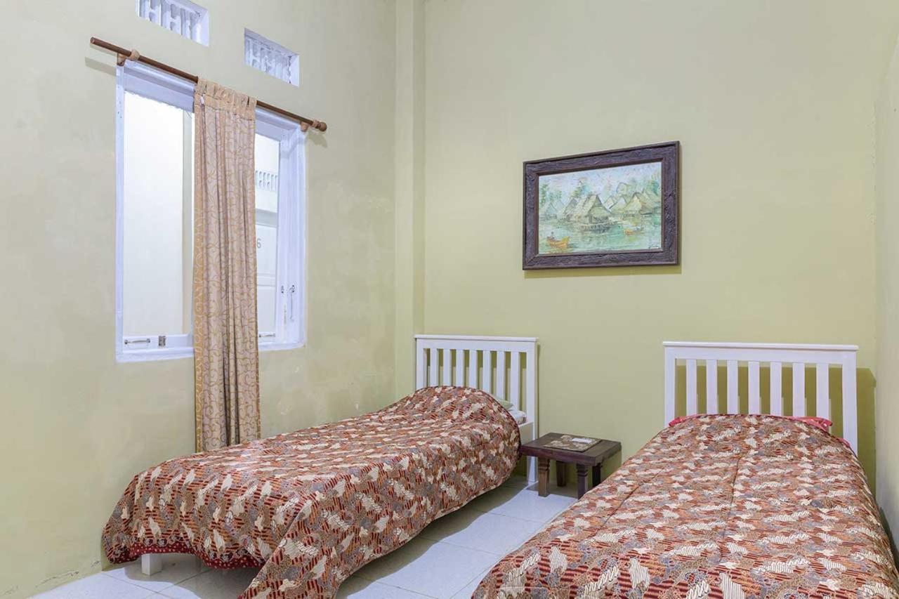 Tomohon Onong'S Homestay & Cafe מראה חיצוני תמונה